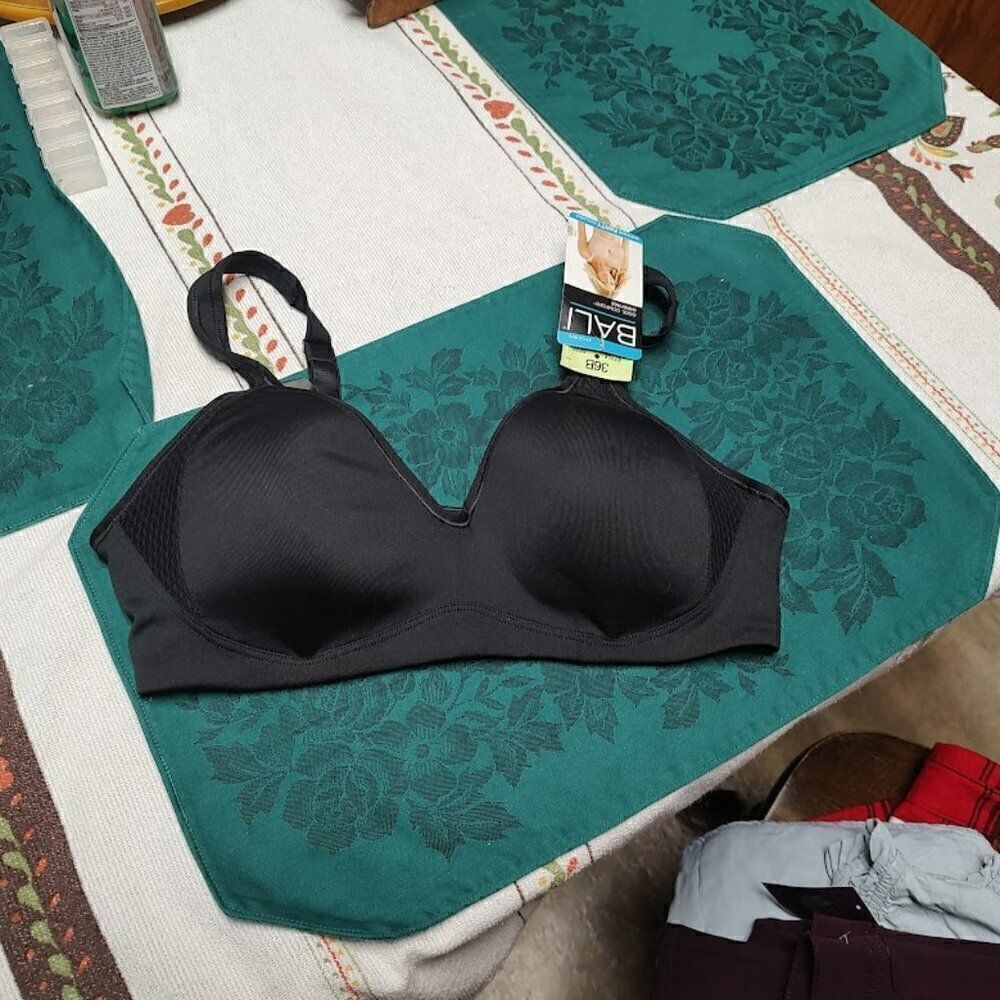 New Bali Black Cool Comfort Wire Free Bra Size Women's 36B